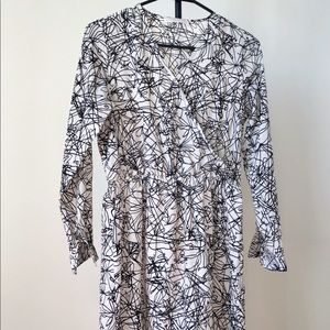 Black & White Abstract Pattern Dress